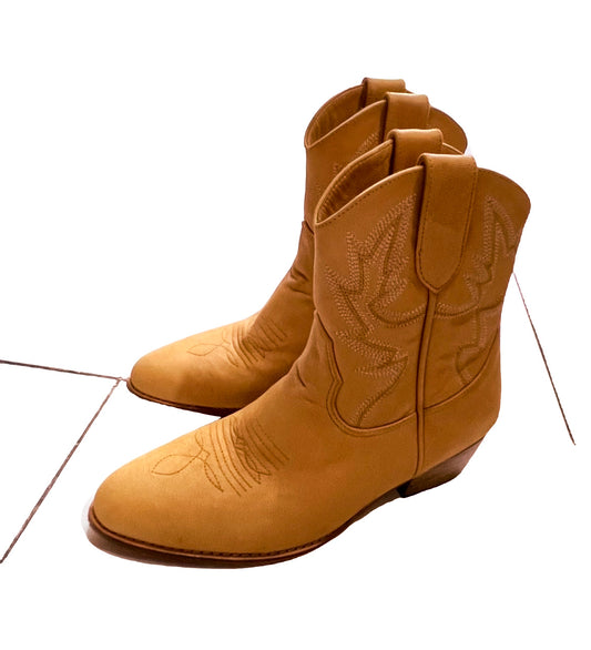 Kylie Cowboy Boots